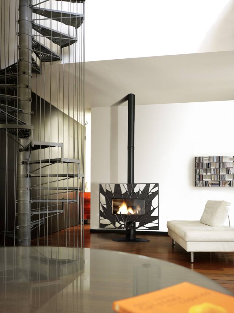 Poêle à bois GAYA FEUILLE de chez INVICTA AIX-EN-PROVENCE